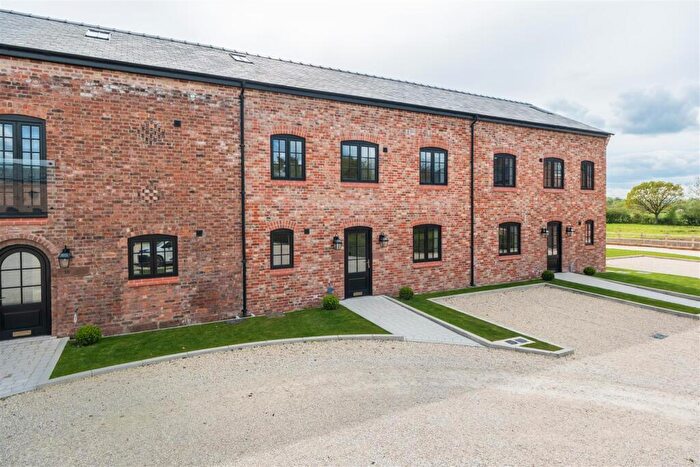 4 Bedroom Barn Conversion For Sale In Old Hall Country Estate, Chester, CH3