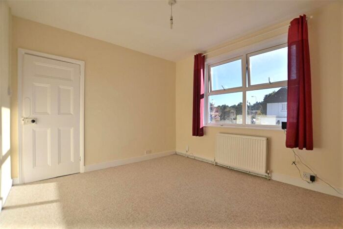 2 Bedroom Apartment To Rent In West Way, Oxford, OX2