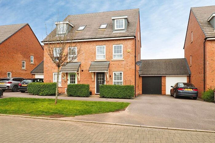 4 Bedroom House For Sale In Greymede Avenue, Nottingham, Nottinghamshire, NG8