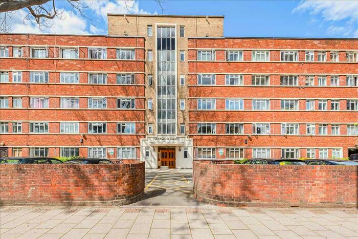 1 Bedroom Flat To Rent In Harwood Court, Upper Richmond Road, Putney, SW15