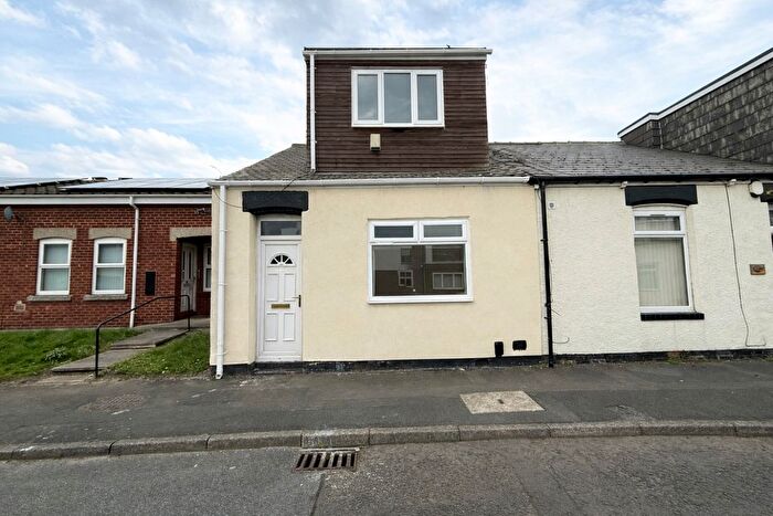 3 Bedroom End Terrace House For Sale In Edward Burdis Street, Sunderland, SR5