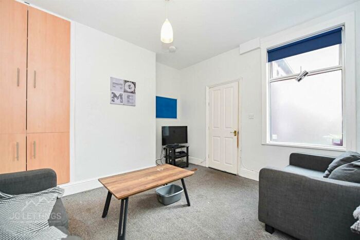 3 Bedroom Terraced House To Rent In Stalker Lees Road, Sheffield, S11