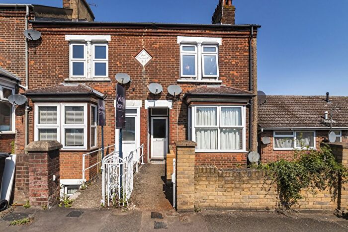 1 Bedroom Flat To Rent In London Road, Greenhithe, DA9