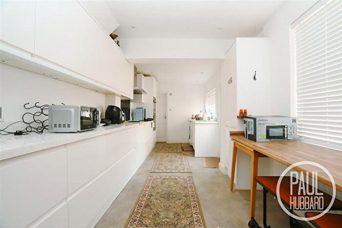 4 Bedroom Terraced House For Sale In Alexandra Road, Lowestoft, NR32