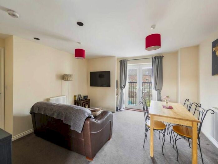 2 Bedroom Property To Rent In Normandy Drive, Yate, Bristol BS37