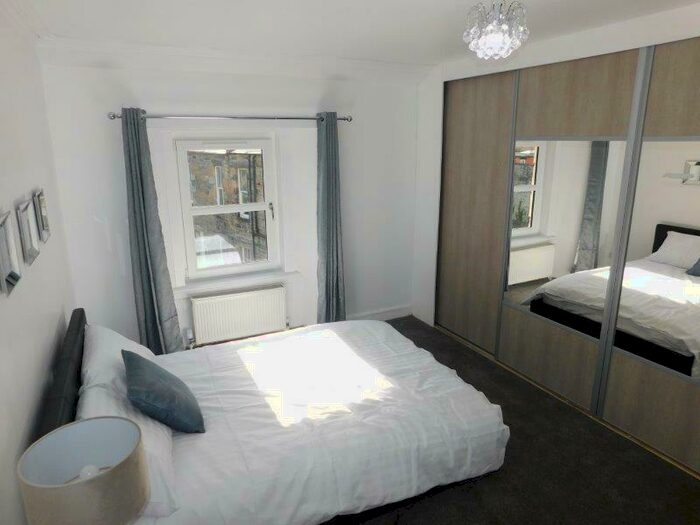 7 Bedroom Town House To Rent In , Ferry Road, Edinburgh, EH6