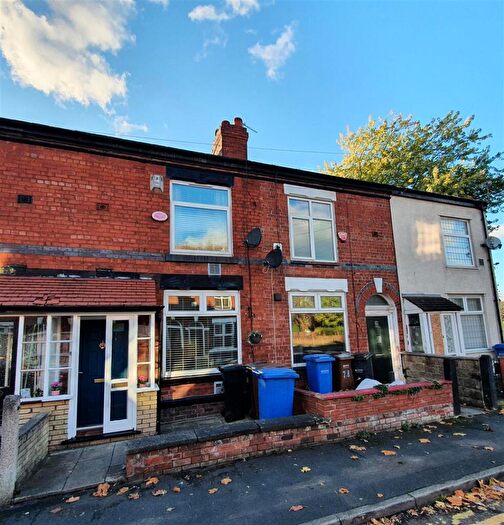 2 Bedroom House To Rent In Caroline Street, Stockport, SK3
