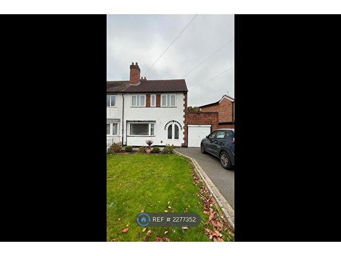 3 Bedroom Semi-Detached House To Rent In Castle Lane, Solihull, B92