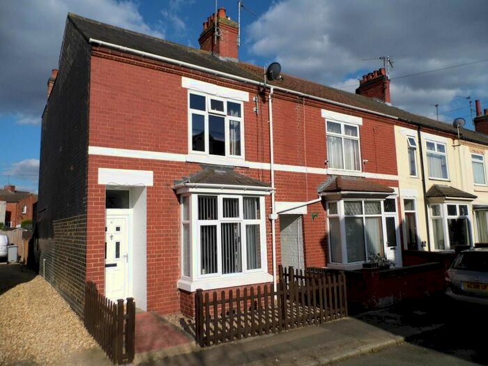 2 Bedroom End Of Terrace House To Rent In Queen Street, Desborough, Northants NN14