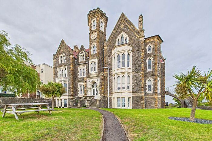 2 Bedroom Apartment To Rent In Dial Hill Road, Clevedon, BS21