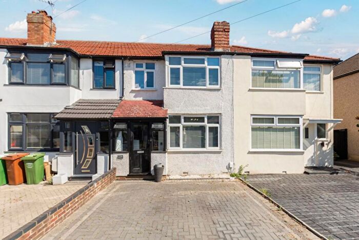 3 Bedroom Terraced House For Sale In Old Farm Avenue, Sidcup, DA15