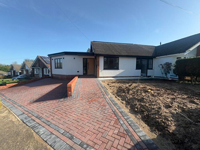 3 Bedroom Semi Detached Bungalow For Sale In Toddington Crescent, Chatham, ME5