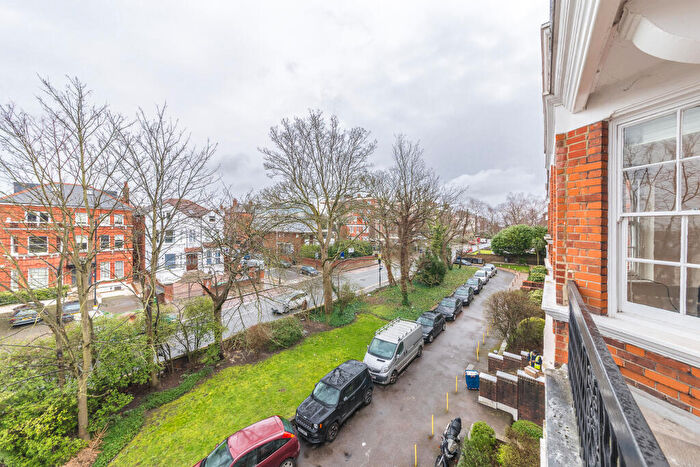 2 Bedroom Apartment To Rent In Shoot Up Hill, London, NW2