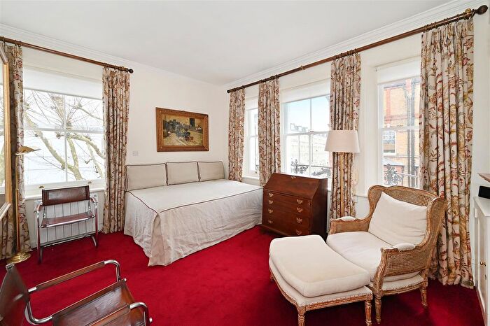 Studio To Rent In Elm Park Road, Chelsea, SW3