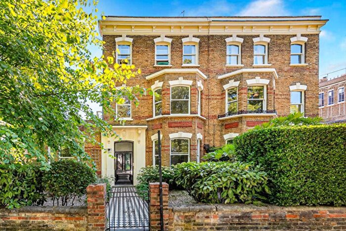 1 Bedroom Flat For Sale In Penn Road, London, Islington, N7