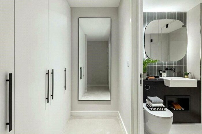 2 Bedroom Apartment For Sale In Slate Street, Manchester, M15