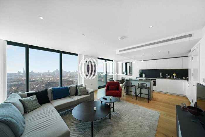 2 Bedroom Flat To Rent In Marsh Wall London, E14