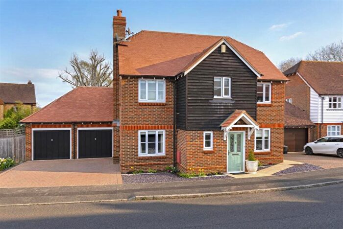 4 Bedroom Detached House For Sale In Stickens Lane, East Malling, ME19