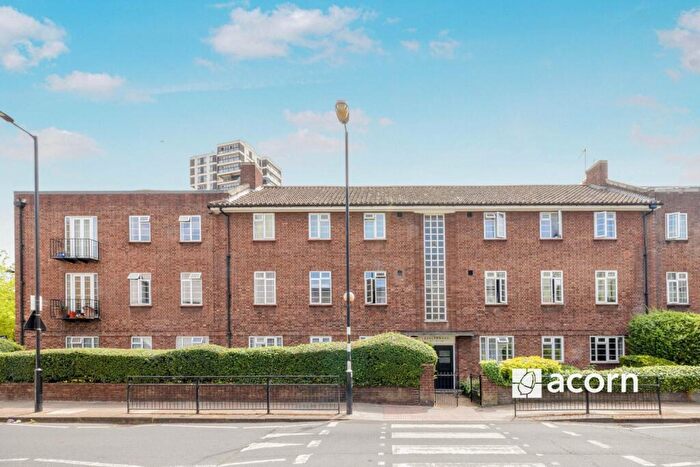 3 Bedroom Flat To Rent In Wyndham Road London, SE5