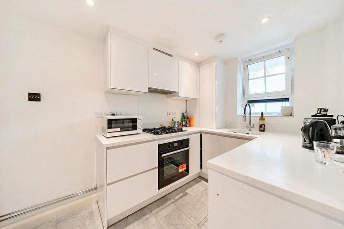 1 Bedroom Apartment To Rent In Buckmaster House, London, N7