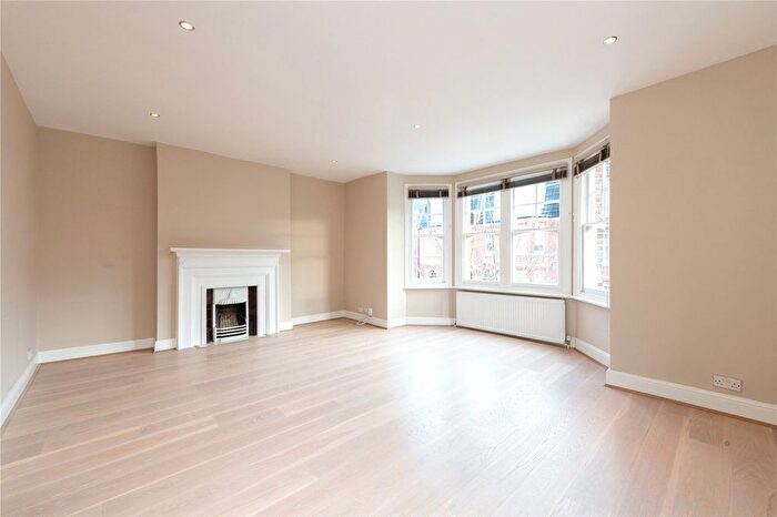 2 Bedroom Flat For Sale In Glenloch Road, London, NW3