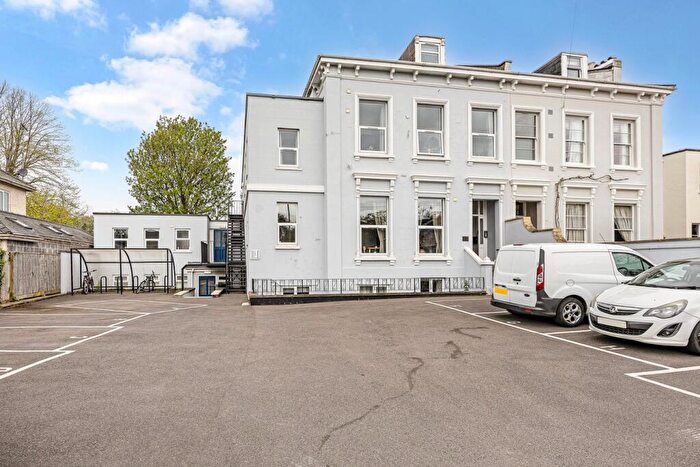 2 Bedroom Apartment To Rent In Hales Road, Cheltenham, GL52