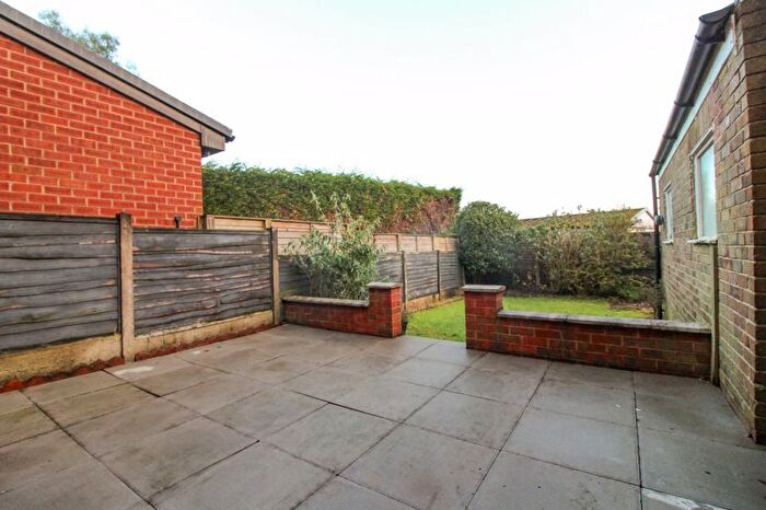 3 Bedroom Semi-Detached House For Sale In Willard Avenue, Billinge, Wigan, WN5