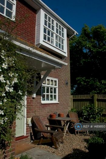 3 Bedroom End Of Terrace House To Rent In Fitzalan Mews, Arundel, BN18