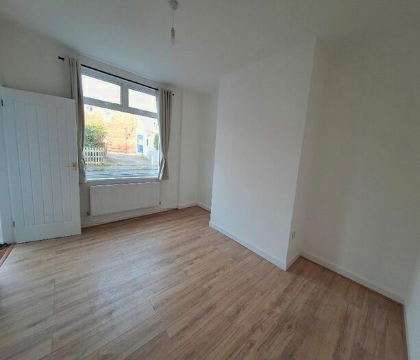 2 Bedroom Terraced House To Rent In Raby Terrace, Chilton, DL17
