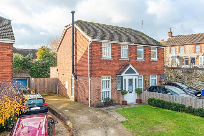 2 Bedroom Semi-Detached House To Rent In Farnborough Close, Maidstone, ME16
