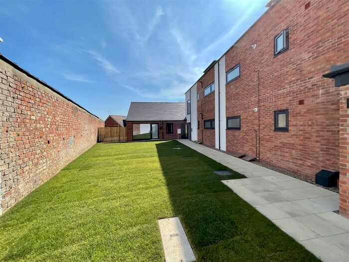 2 Bedroom Flat To Rent In Hawthorn Street, York, YO31