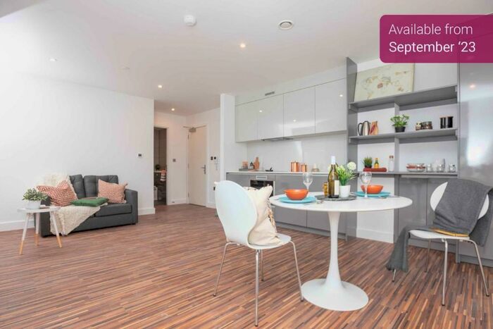 1 Bedroom Apartment To Rent In Westpoint, Chester Road, M16