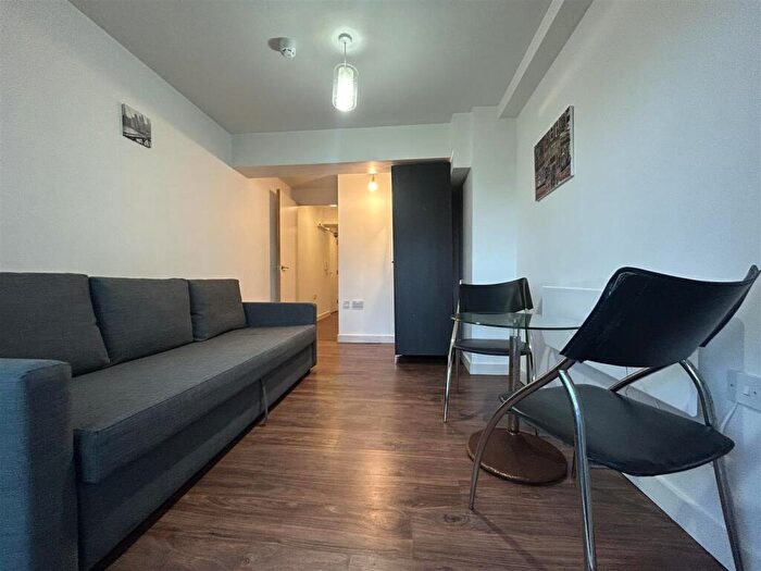1 Bedroom Apartment To Rent In Pall Mall House, Northern Quarter, M4