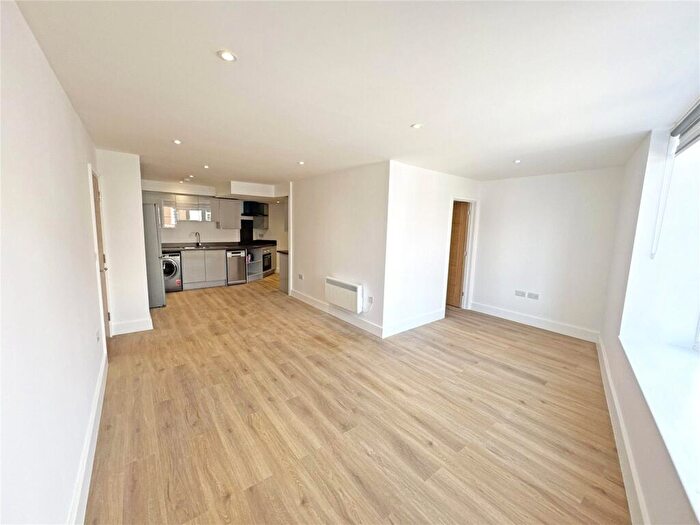 1 Bedroom Apartment To Rent In East Grinstead, West Sussex, RH19