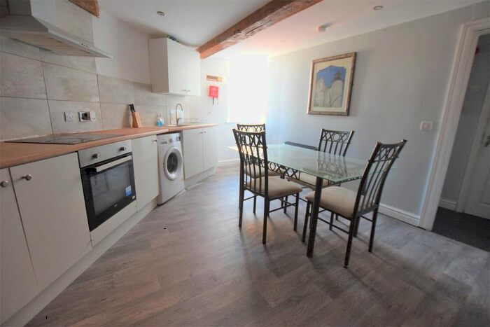 3 Bedroom Flat To Rent In Wavertree Road, Edge Hill, Liverpool, L7