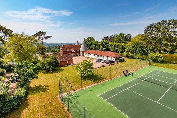 7 Bedroom Detached House For Sale In Udimore, Rye, TN31