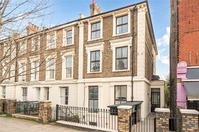 2 Bedroom Flat To Rent In Junction Road, Tufnell Park, London, N19