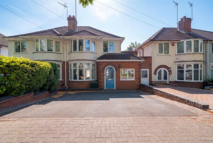 3 Bedroom Semi-Detached House For Sale In Watwood Road, Hall Green, B28