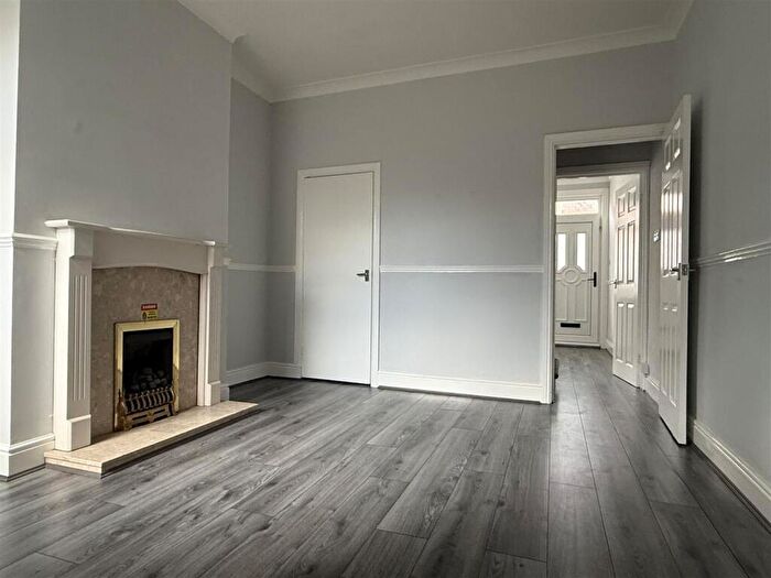 2 Bedroom Terraced House For Sale In Melbourne Road, Earlsdon, Coventry * Beautiful Throughout & Vacant *, CV5