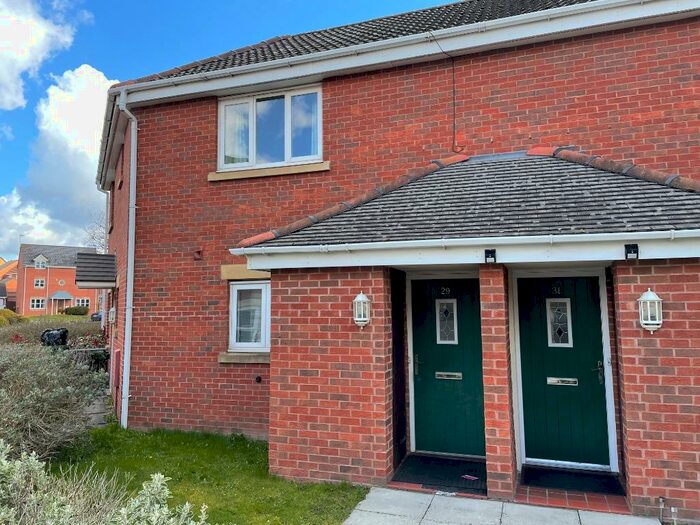 2 Bedroom Flat To Rent In Tuffleys Way, Leicester, LE3