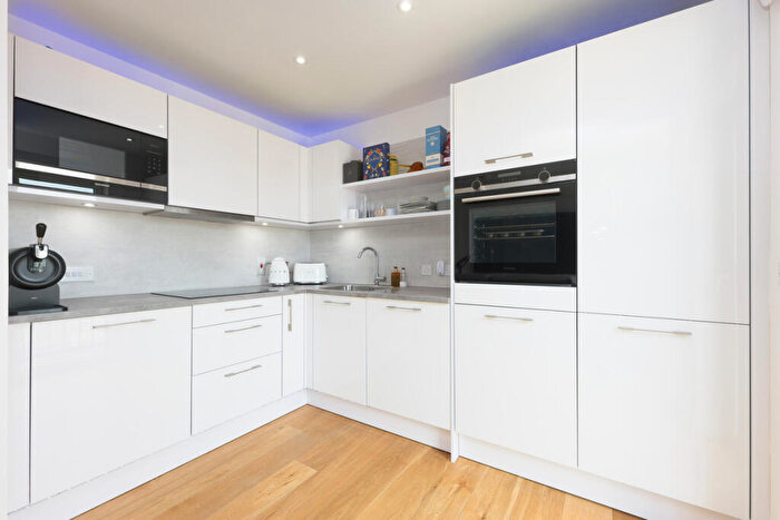 2 Bedroom Apartment For Sale In Shanks Street, Glasgow, G20