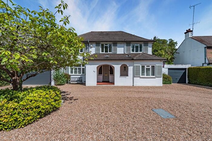 4 Bedroom Detached House To Rent In Valley Road, Rickmansworth, WD3
