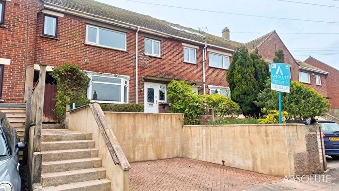 3 Bedroom Terraced House For Sale In Elizabeth Avenue, Brixham, TQ5