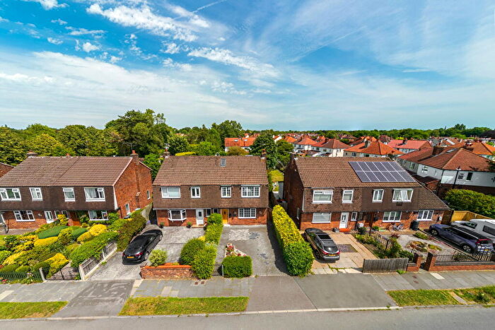 4 Bedroom Semi Detached House For Sale In Dicksons Drive, Chester, CH2