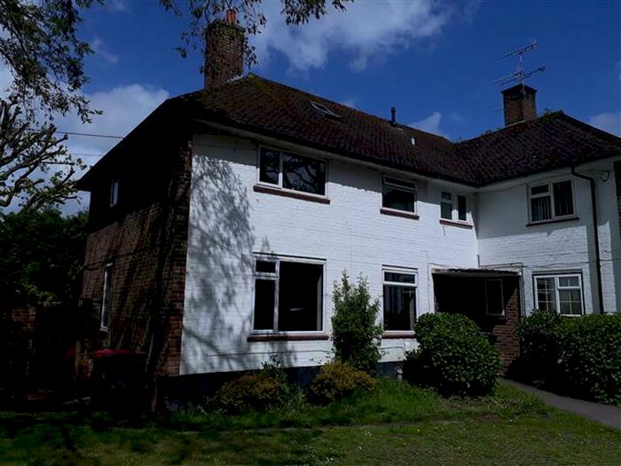 4 Bedroom House To Rent In Worth Road, Crawley, RH10