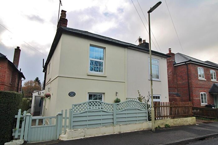 3 Bedroom Semi-Detached House For Sale In Whichers Gate Road, Rowlands Castle, PO9