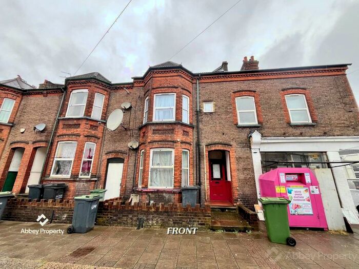 1 Bedroom Flat To Rent In Francis Street, Luton, LU1