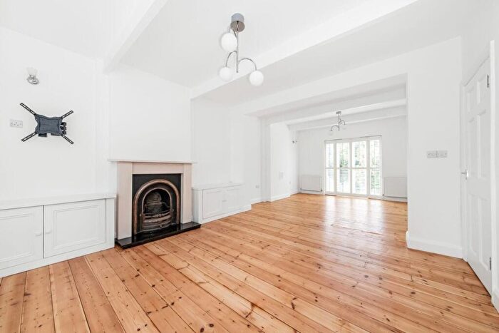 4 Bedroom Detached House For Sale In Downsview Road, Crystal Palace, London, SE19