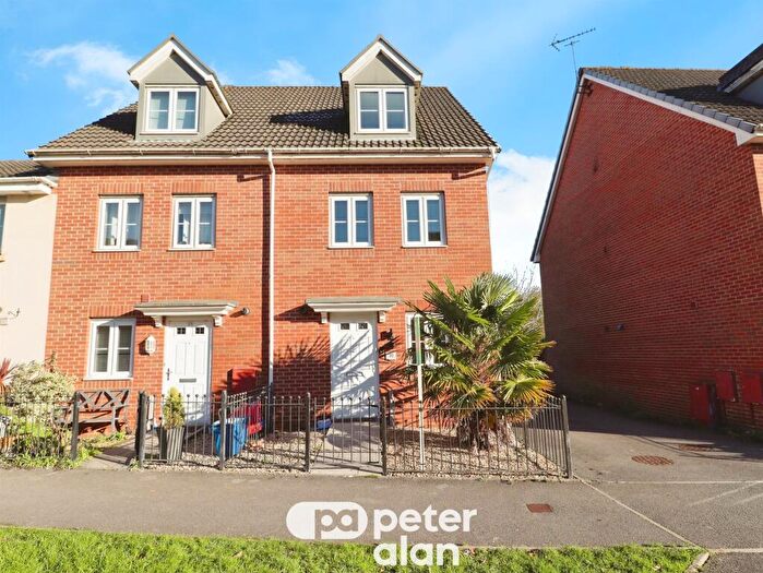 3 Bedroom Semi Detached House For Sale In De Clare Drive, Radyr, Cardiff, CF15