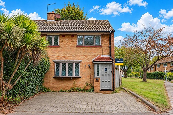 4 Bedroom Semi-Detached House For Sale In The Brambles, West Drayton, UB7